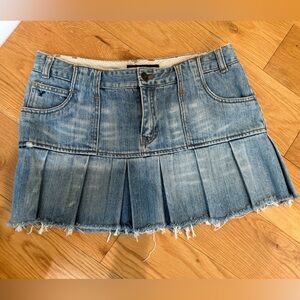 Vintage Y2K American Eagle Outfitters Blue Denim Skirt with Pleats